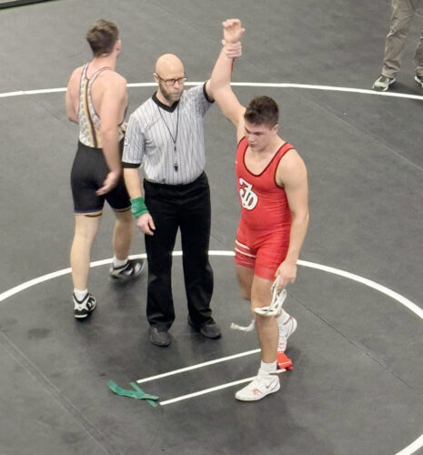 Ross dominates again with Mendenhall title